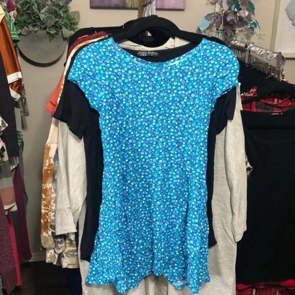 NWT Mudd Blue floral print dress